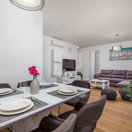 Luxury Joo & Joo Apartman